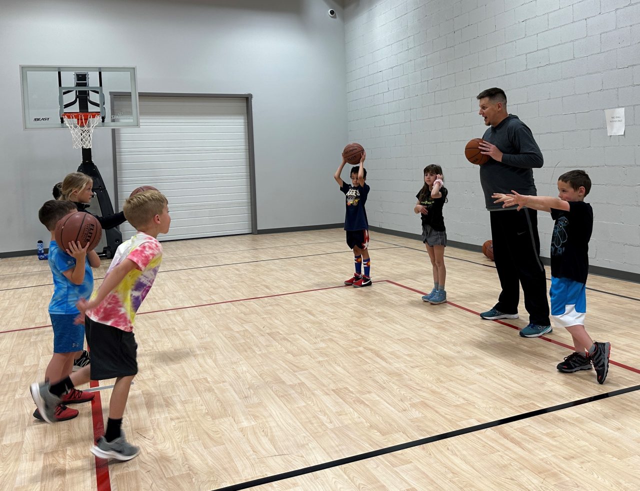 Basketball Classes Achieve Sports